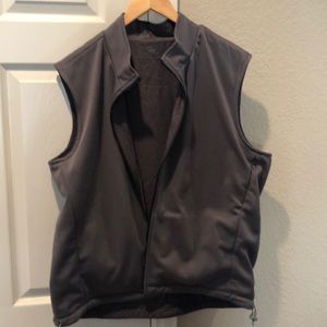 Peter Millar men’s vest